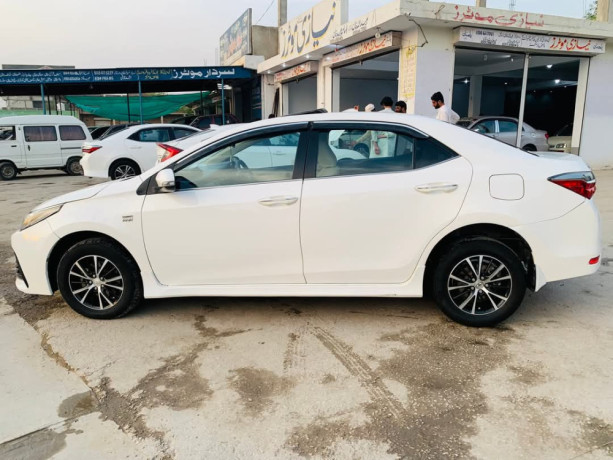 toyota-corolla-altis-x-cvt-i-18-big-6