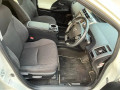 toyota-prius-alpha-2018-small-9