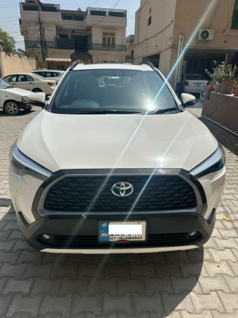 toyota-corolla-cross-18-hev-big-2