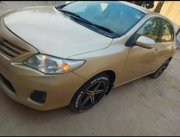 toyota-corolla-altis-x-manual-16-big-4