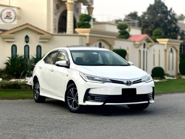 toyota-corolla-altis-x-cvt-i-18-big-6
