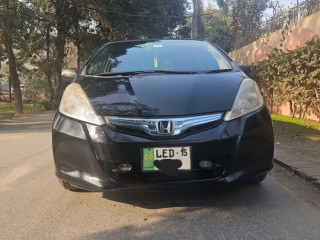 honda-fit-15-executive