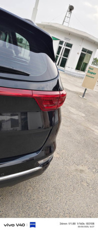 kia-sportage-fwd-big-4