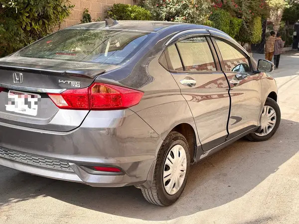 honda-city-cvt-2022-1500cc-automatic-big-1