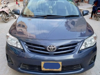 toyota-corolla-altis-x-cvt-i-18