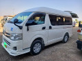 toyota-hiace-20092015-small-1