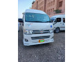 toyota-hiace-20092015-small-0