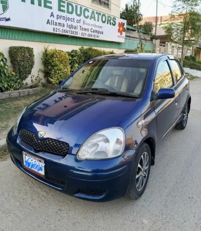 toyota-vitz-2003-big-2