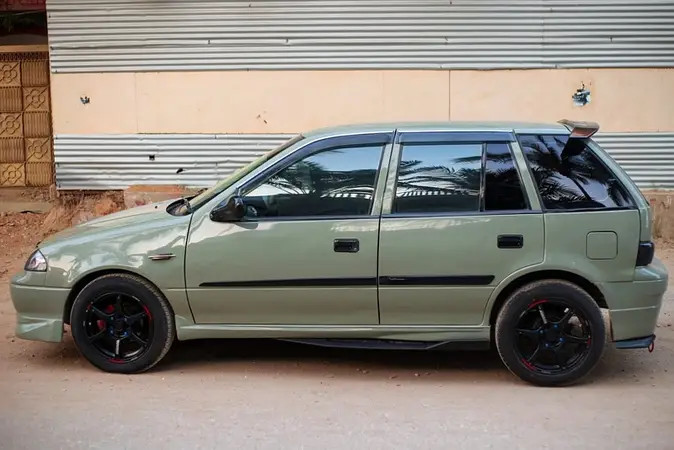 suzuki-cultus-vxr-2015-big-1