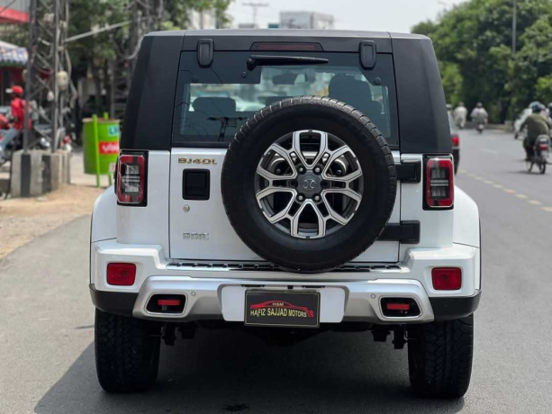 baic-bj40-plus-honorable-edition-big-8