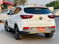 mg-zs-ev-mce-essence-small-3