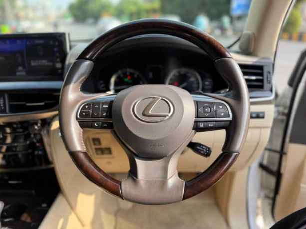 toyota-land-cruiser-zx-gasoline-35l-big-7