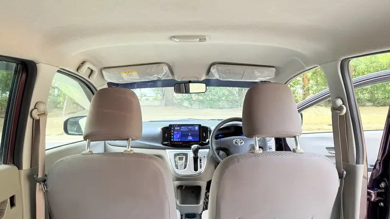 toyota-pixis-epoch-2014-big-8