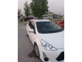 toyota-aqua-z-small-1