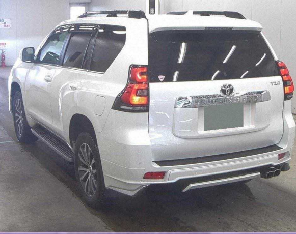 toyota-prado-vx-28l-d-big-8