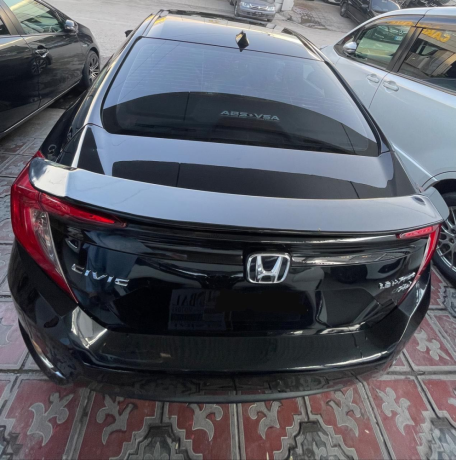 honda-civic-2017-ug-big-3