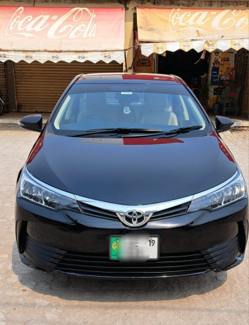toyota-corolla-gli-13-vvti-automatic-big-10