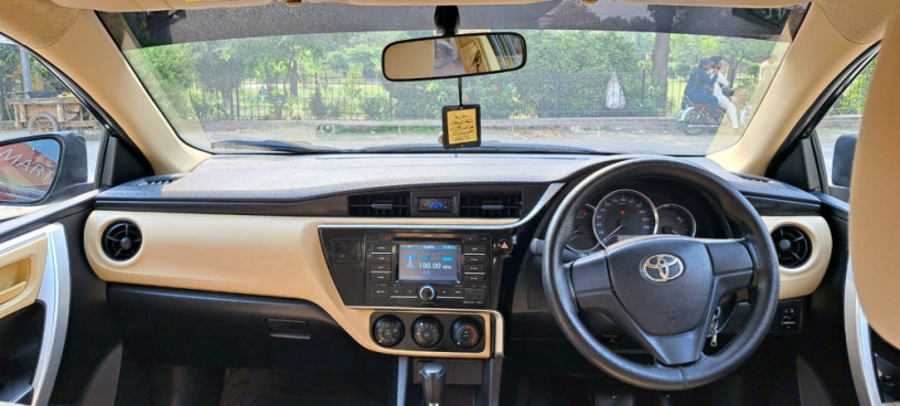 toyota-corolla-gli-13-vvti-automatic-big-4