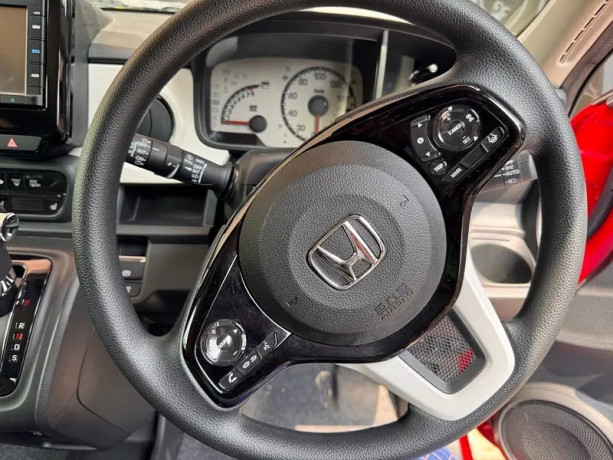 honda-n-one-premium-tourer-big-9