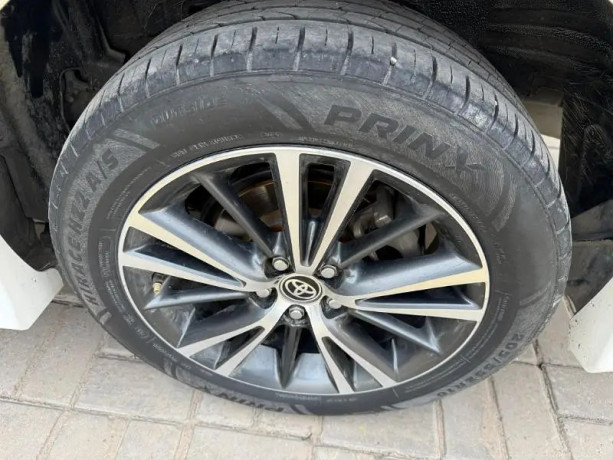 toyota-corolla-altis-2021-big-7