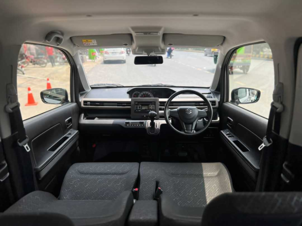 suzuki-mr-wagon-g-big-4