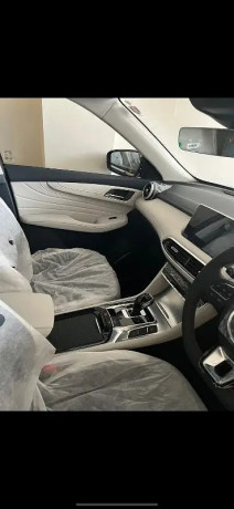 mg-hs-phev-big-2