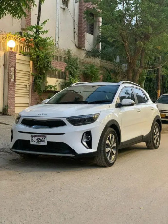 kia-stonic-ex-plus-model-202122-sunroof-big-2