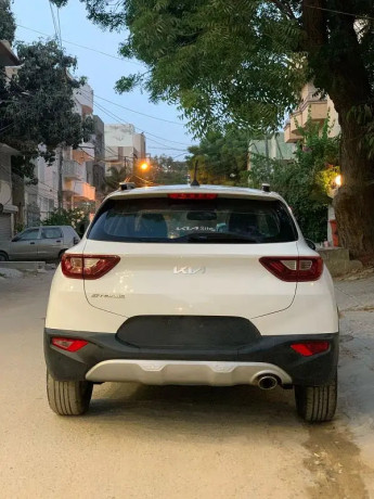 kia-stonic-ex-plus-model-202122-sunroof-big-3