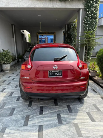 nissan-juke-2011-big-1