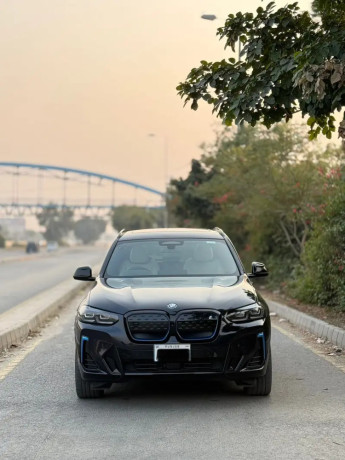 bmw-ix3-2022-big-0