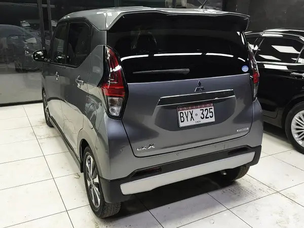 mitsubishi-ek-x-hynrid-model-202024-big-5