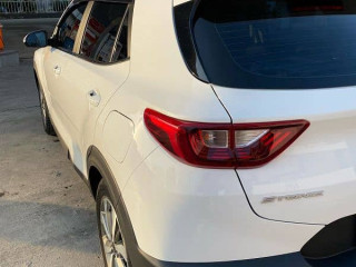 kia-sportage-awd