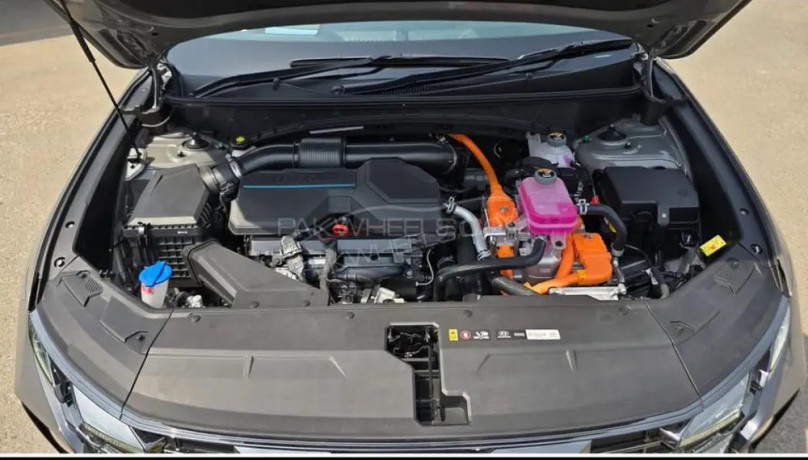 hyundai-tucson-hybrid-signature-big-1