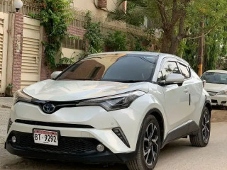 toyota-c-hr-g-led-hybrid-201620
