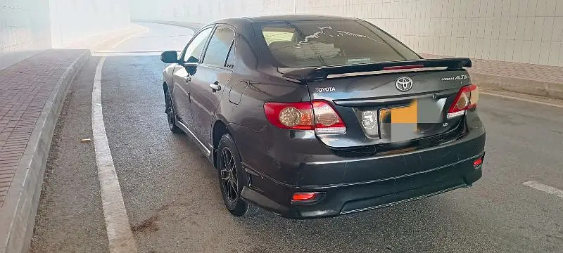 toyota-corolla-xli-converted-gli-2011-big-9