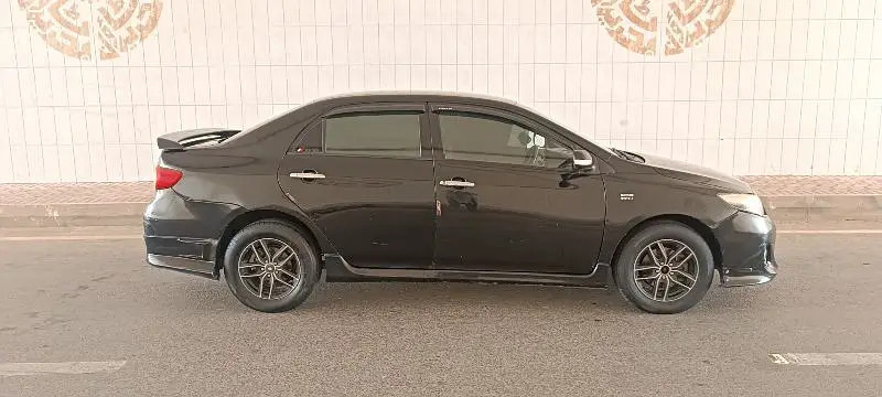 toyota-corolla-xli-converted-gli-2011-big-10