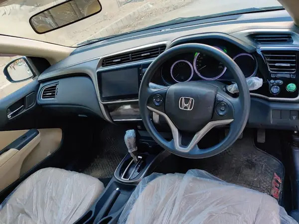 honda-city-aspire-2022-big-4
