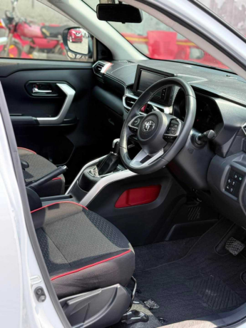 toyota-raize-z-big-3