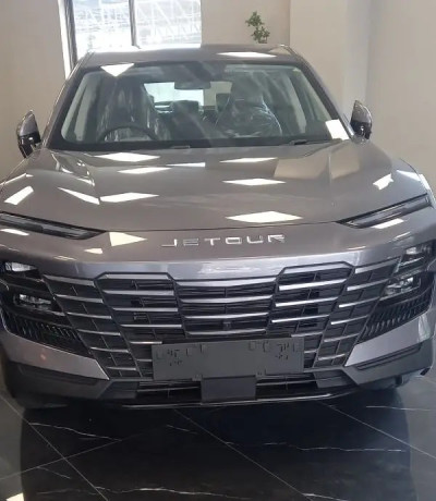 jetour-x70-plus-deluxe-big-3