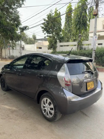 toyota-aqua-s-big-2