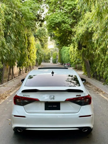 honda-civic-rs-2025-big-4