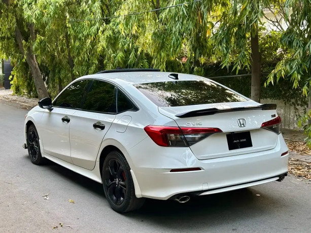 honda-civic-rs-2025-big-2