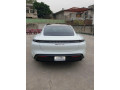 porsche-taycan-4s-2020-small-1