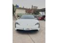 porsche-taycan-4s-2020-small-0
