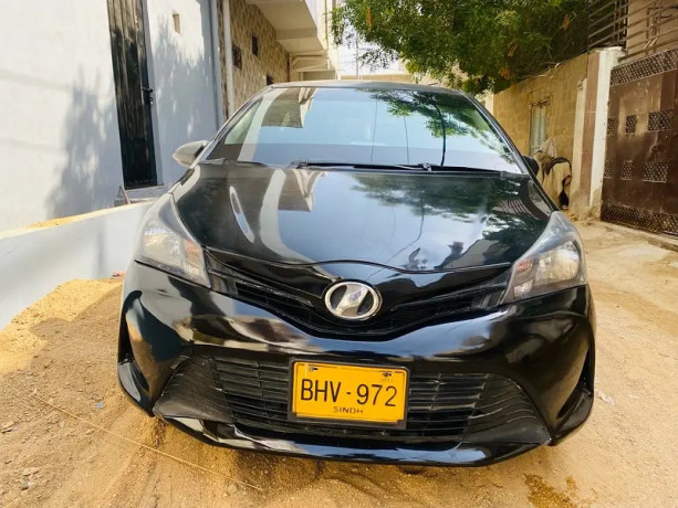 toyota-vitz-2015-17-big-0