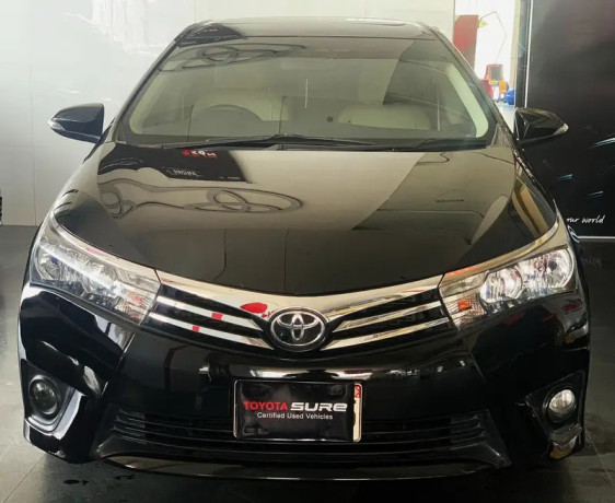 toyota-corolla-altis-grande-cvt-2017-big-0