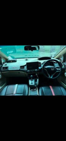 honda-civic-oriel-big-2