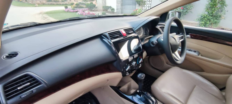 honda-city-15l-aspire-cvt-big-6