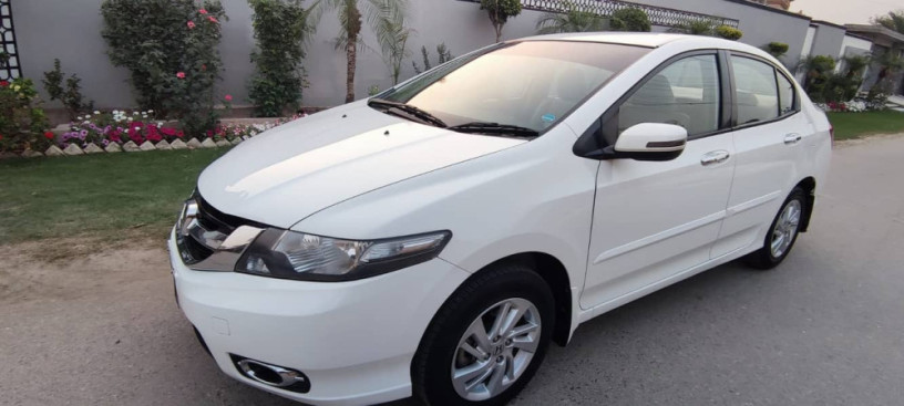 honda-city-15l-aspire-cvt-big-3