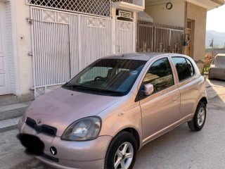 toyota-vitz-f-10